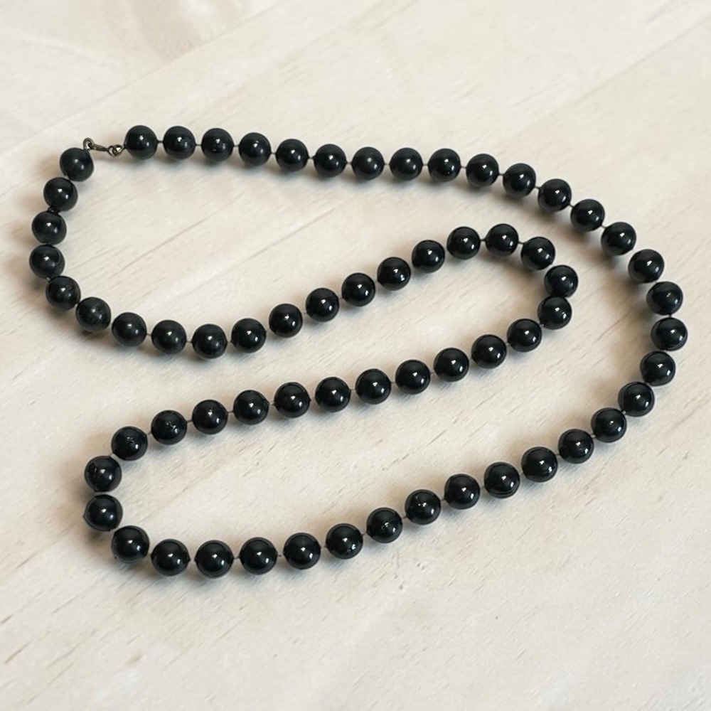 Beaded Necklace Women 35" Black Good Knotted Round Opera Strand Classic Retro